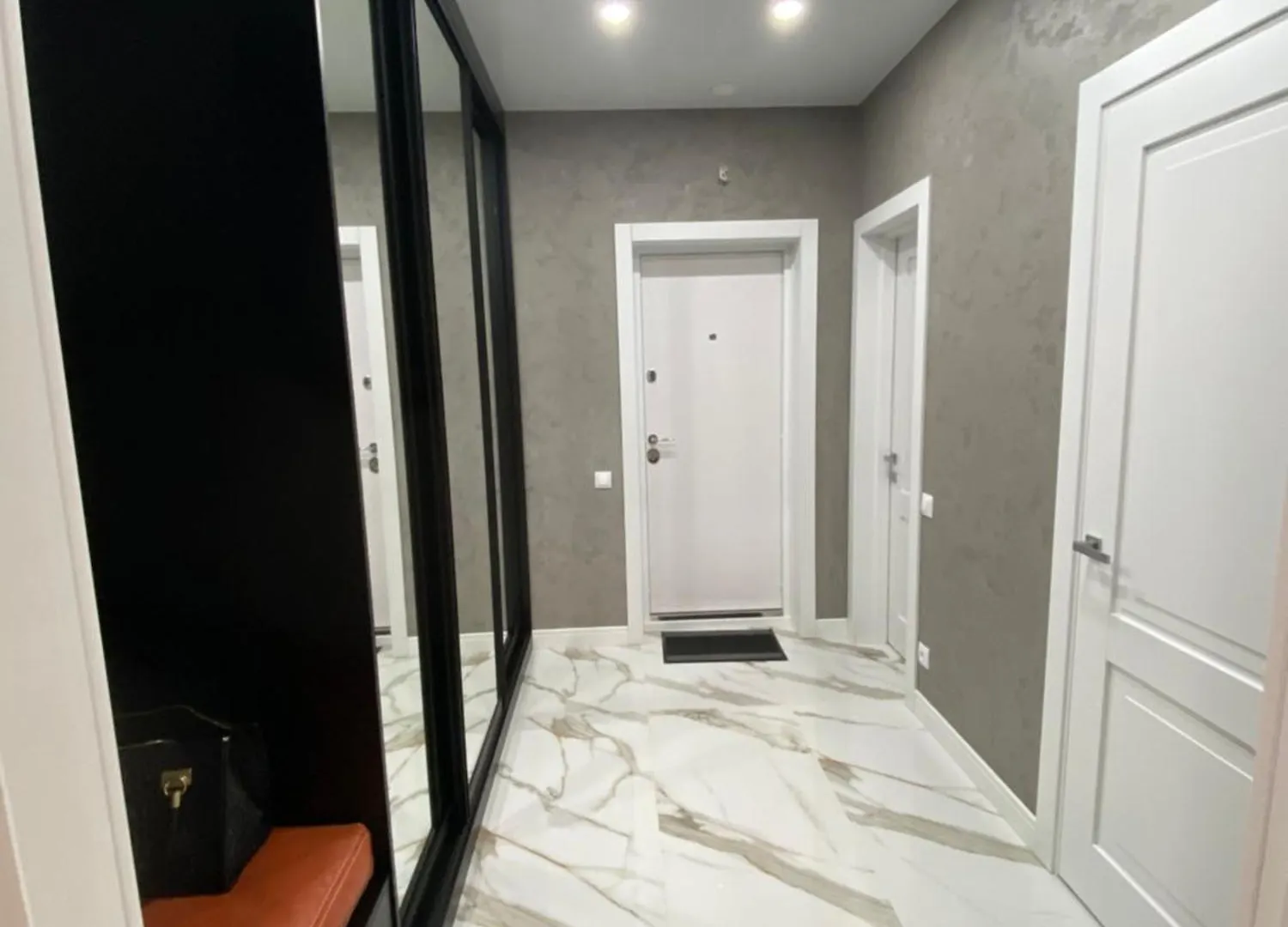 Rent-Kiev Metro Chernigivska Vip Ukraine