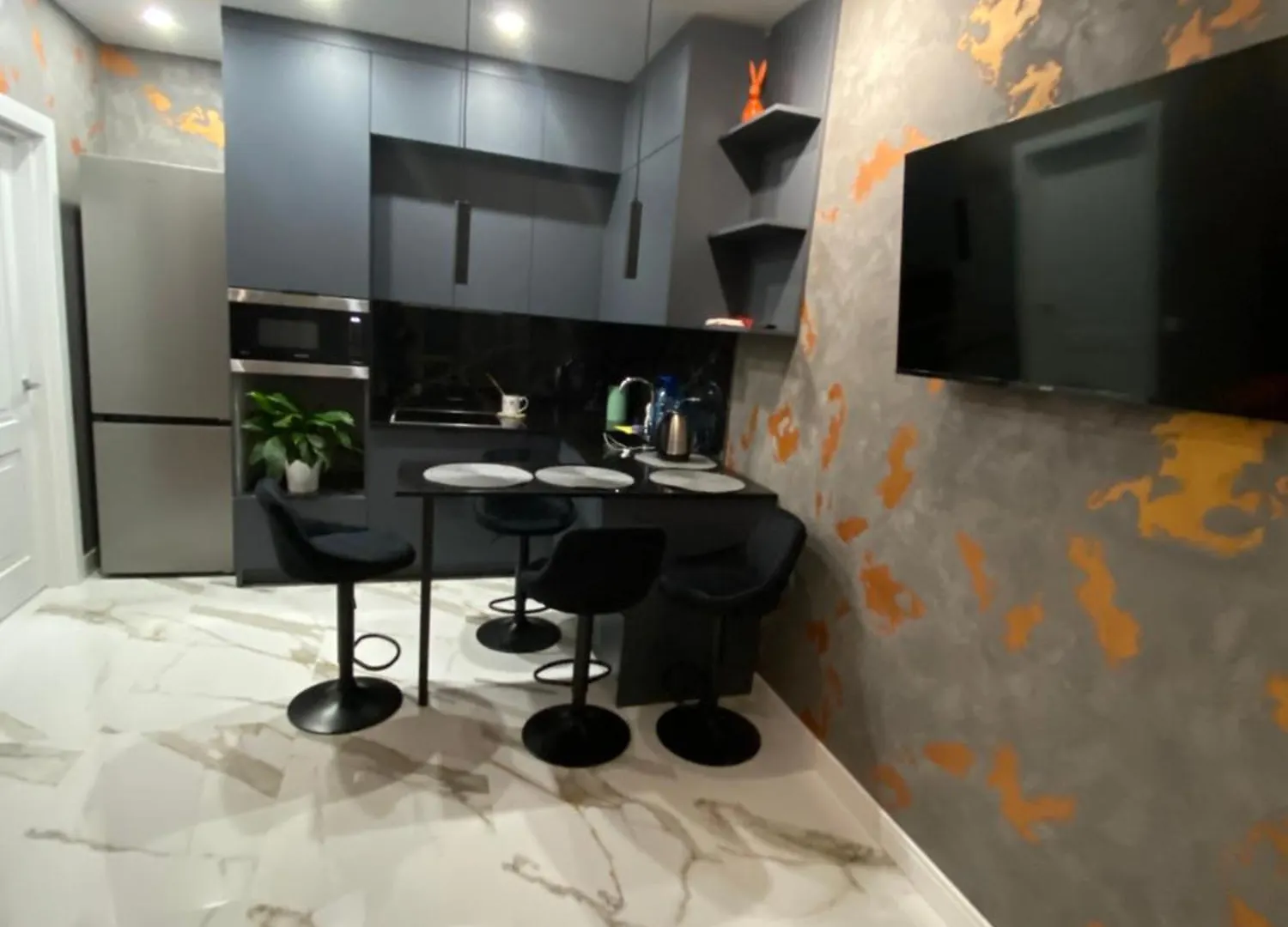 Rent-Kiev Metro Chernigivska Vip