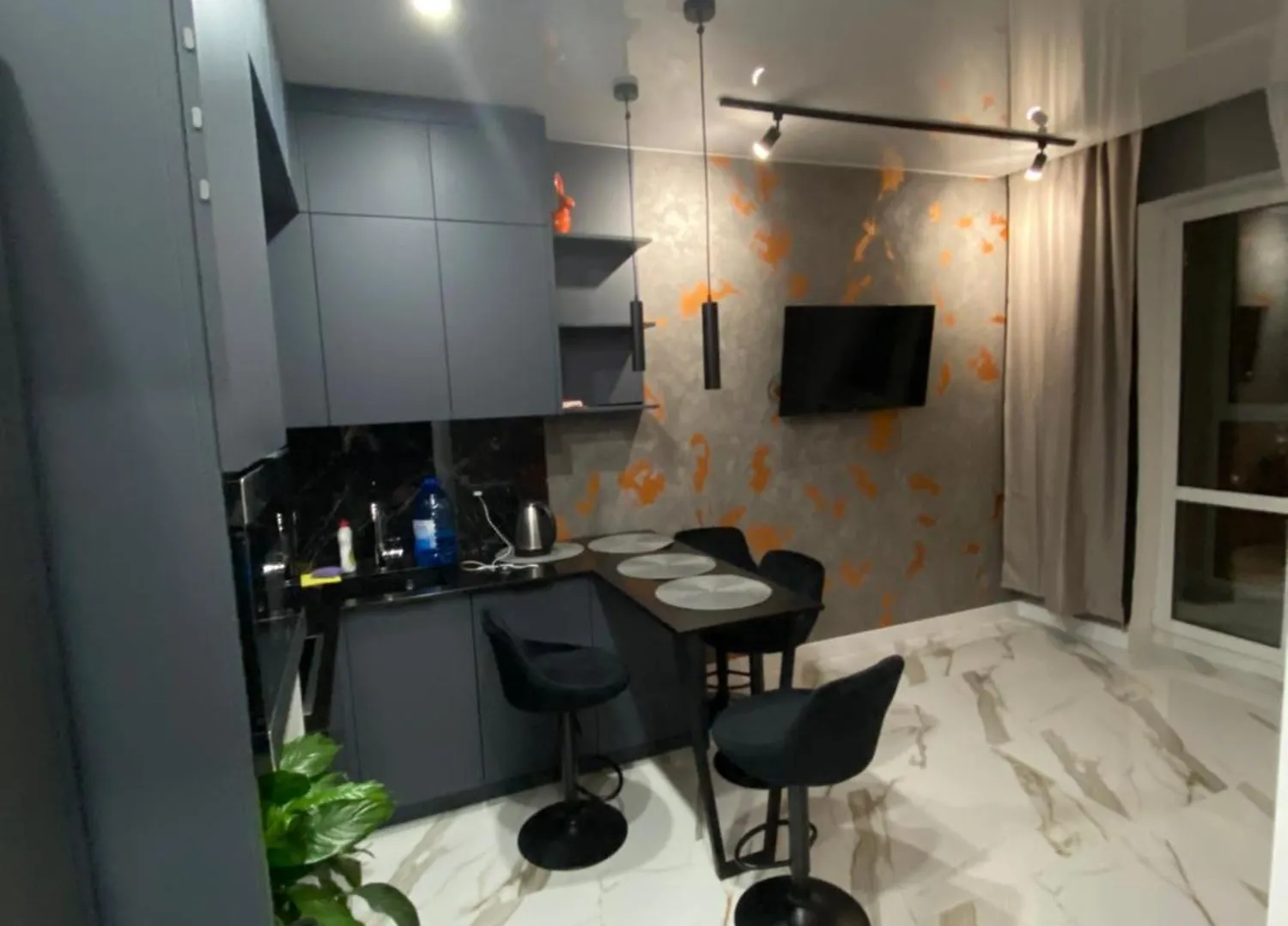 Apartment Rent-Kiev Metro Chernigivska Vip
